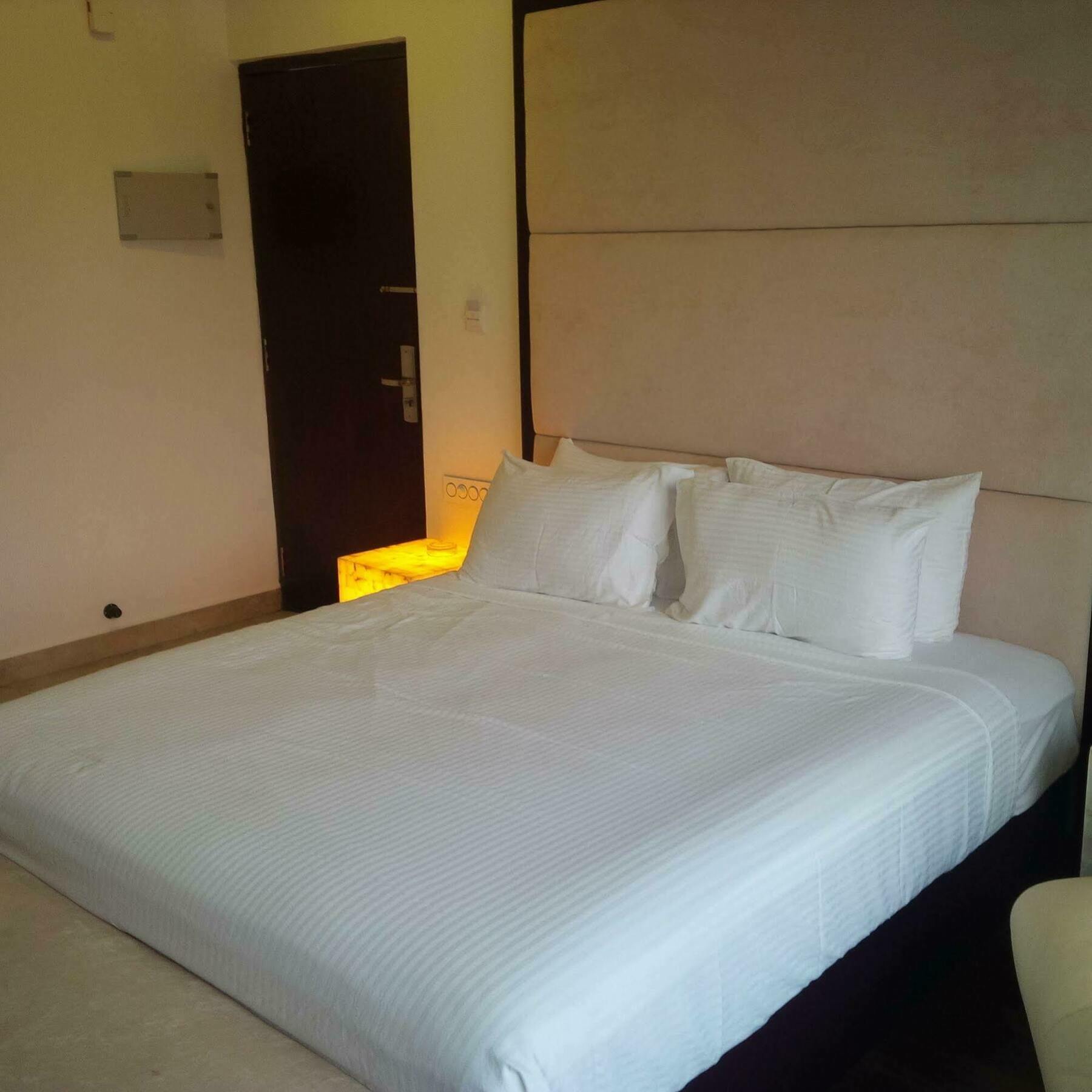 Anora Beach Resort Mahabalipuram Kūvattūr Dış mekan fotoğraf